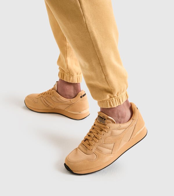 Brown Men's Diadora Camaro Manifesto Sneakers | NZ-861740