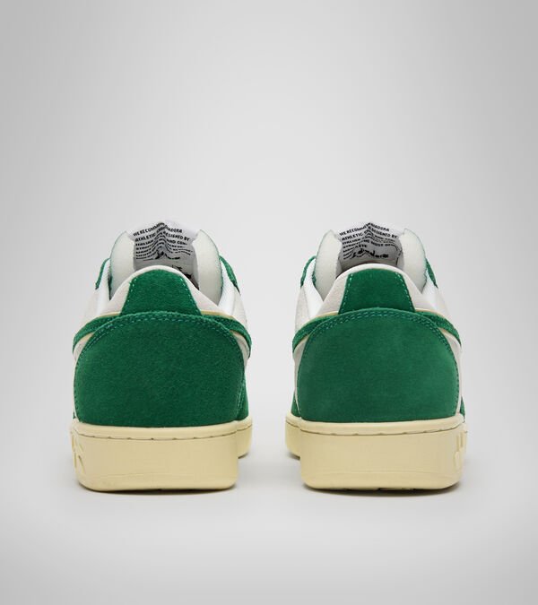 Green / White Men's Diadora Magic Basket Low Suede Leather Sneakers | NZ-829316