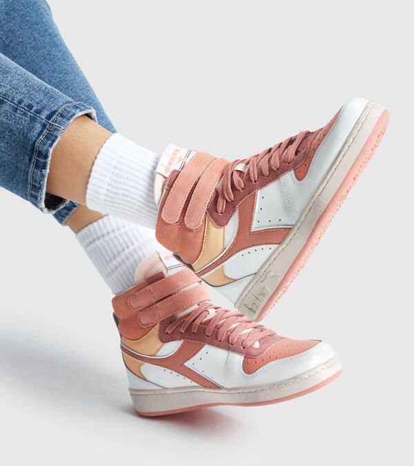 White / Brown Women's Diadora Magic Basket Mid Icona Wn Sneakers | NZ-312970