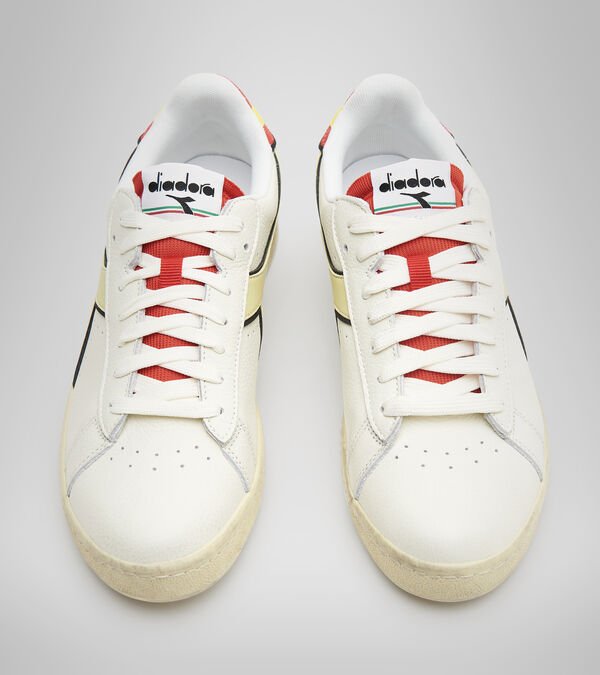 White / Yellow / Red Women's Diadora Game L Low Icona Sneakers | NZ-906812